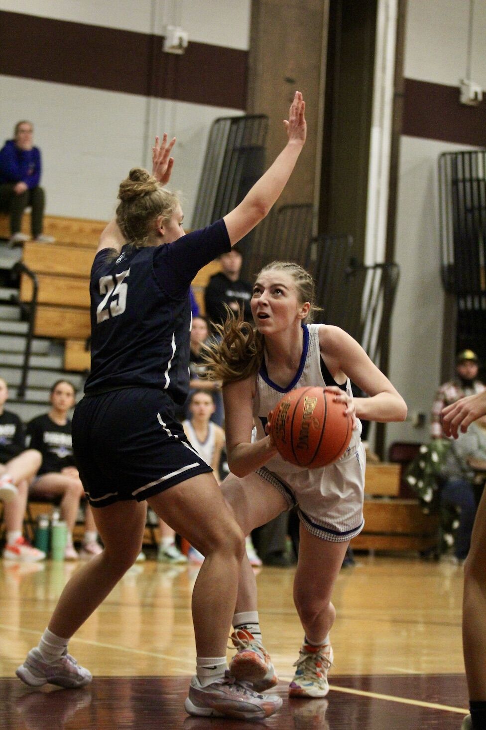 GIRLS BASKETBALL Dundee Bradford remains unbeaten takes down