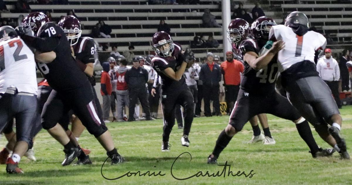 CIF FOOTBALL PLAYOFFS Fontana High School smashes Savanna, 4313; see