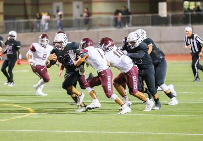 Jurupa Hills Football Team Holds On For 16 12 Win Over Fohi See