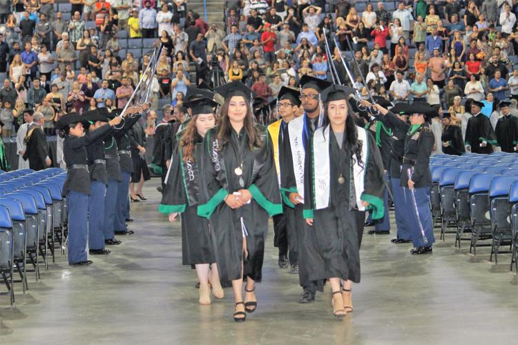 Kaiser High School students enjoy graduation ceremony; see photos