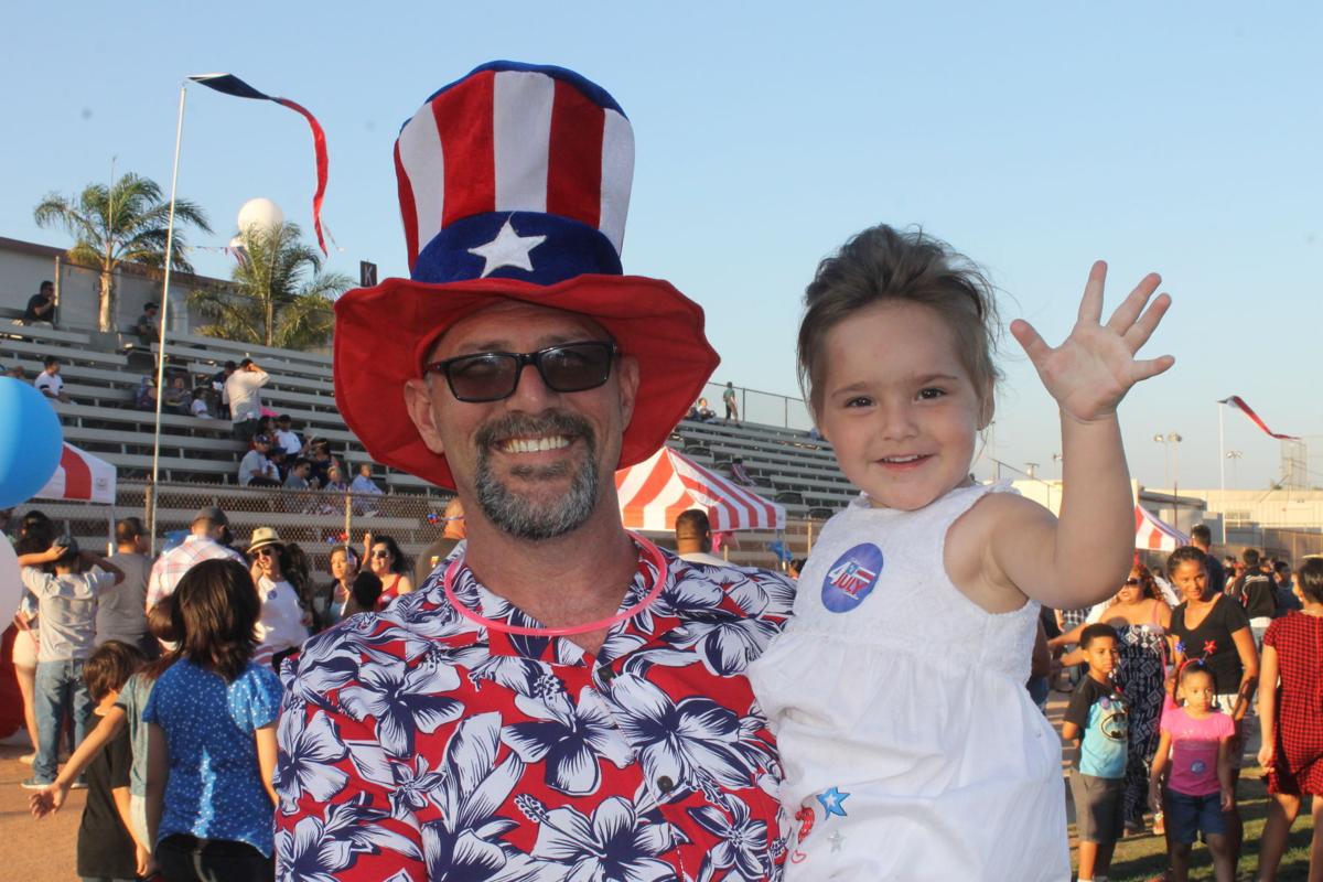 Fontana residents enjoy Fourth of July celebration; see photos of