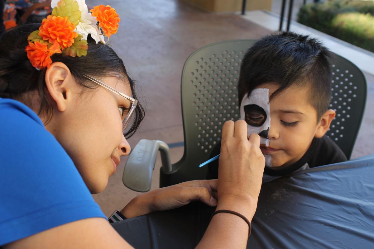 Day Of The Dead Event Takes Place In Fontana News