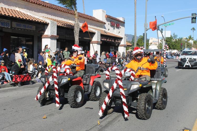Many Fontana residents celebrate Christmas; see parade photos News
