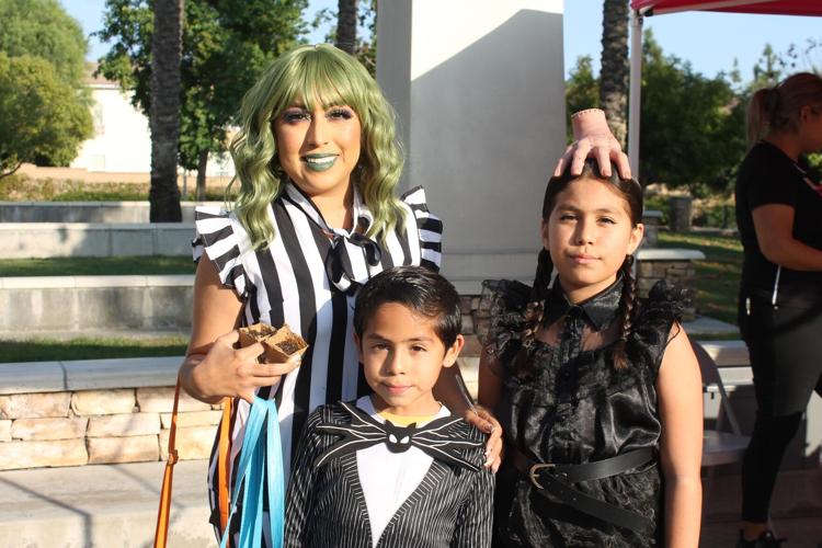 Halloween events draw big crowds in Fontana; see photos News