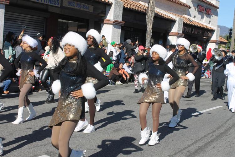 Many Fontana residents celebrate Christmas; see parade photos News