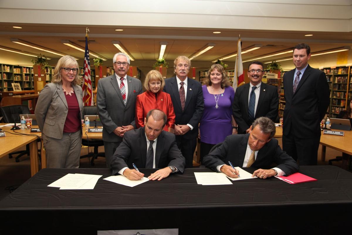 Chaffey District signs agreement with University of Redlands News fontanaheraldnews.com Chaffey District signs agreement with University of Redlands News fontanaheraldnews.com