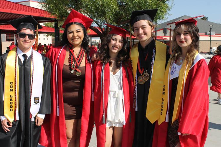 Seniors graduate from Etiwanda High School News