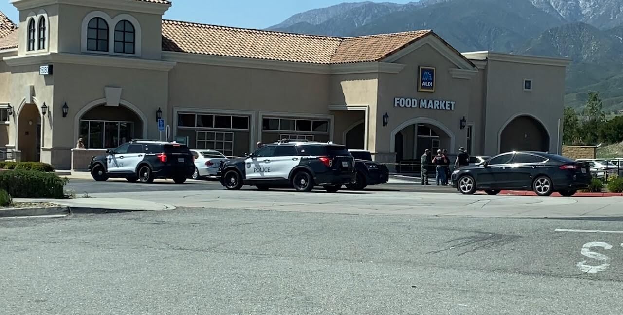 Man who allegedly commits armed robbery at bank in Fontana is shot to ...