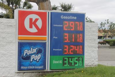 gasoline prices continue to drop rapidly several stations in fontana sell gas for under 3 per gallon business fontanaheraldnews com gasoline prices continue to drop