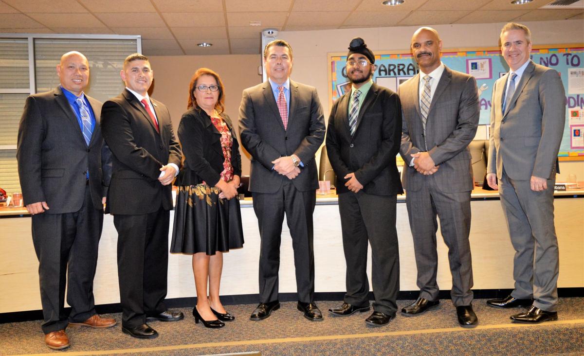 Public Officials Need To Work Together To Solve Issues Opinion Fontanaheraldnews Com Public Officials Need To Work Together To Solve Issues Opinion Fontanaheraldnews Com