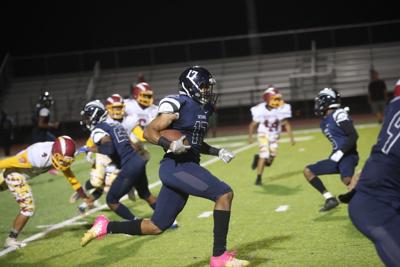 Summit Football Team Slams Barstow 38 14 See Video Sports
