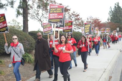Kaiser Permanente Mental Health Care Workers Go On Strike Business Fontanaheraldnews Com