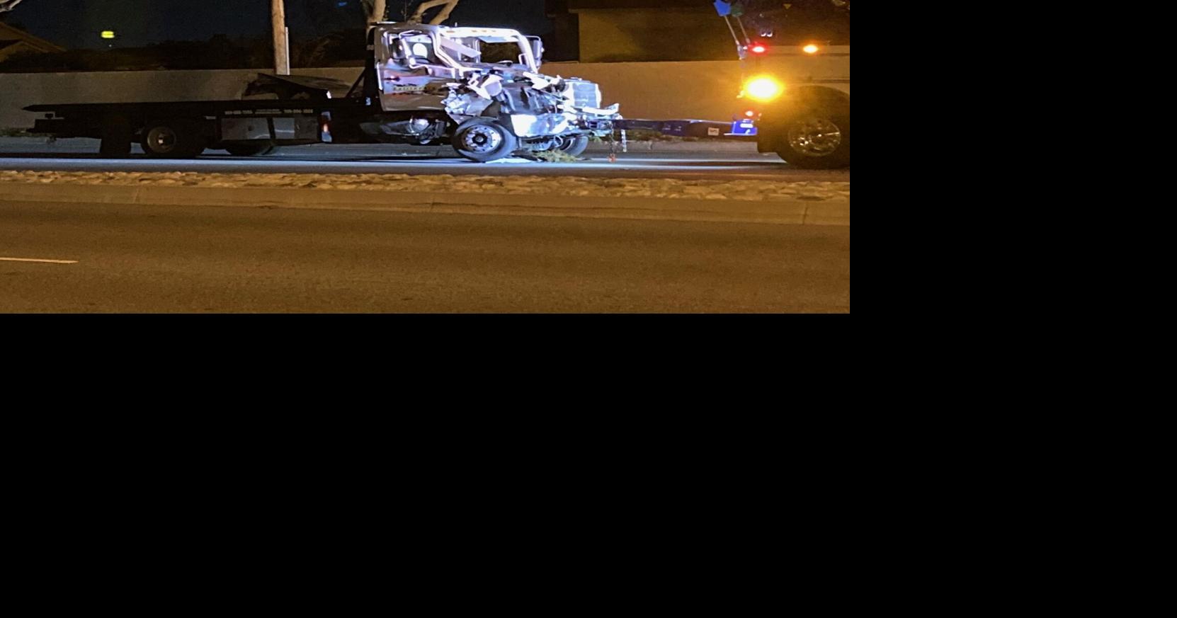 Tow truck crashes into power pole in Fontana | News | fontanaheraldnews.com