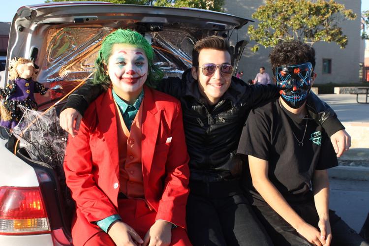 Thousands participate in Halloween events in Fontana; see photos
