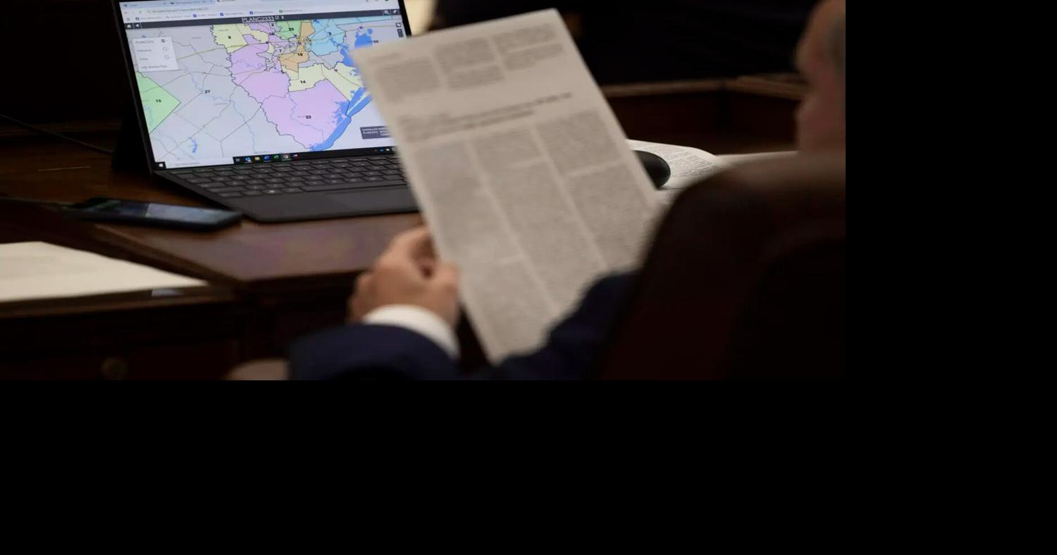 Supreme Court Temporarily Halts Ruling That Found Texas Map Racially ...