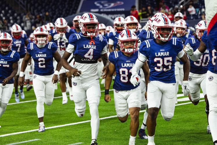 3 Rounds of the Texas High School Playoffs Took Place on Black Friday, Hosting Some of Houston’s