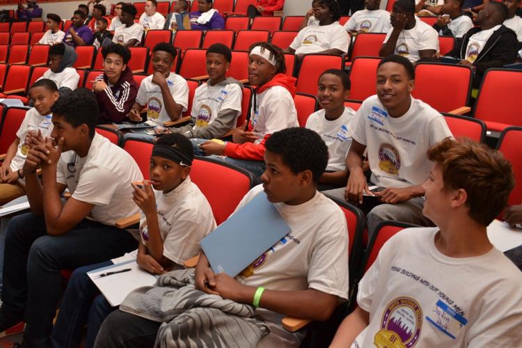 Houston Serves as Hosts for 81st Ninth District Meeting of Omega Psi