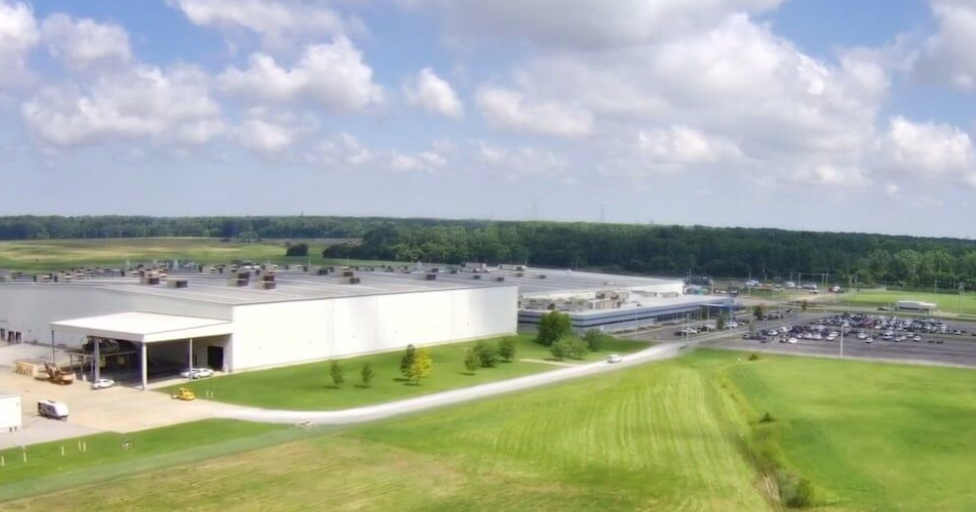 Environmental activists voice concerns about Elon Musk's upcoming Memphis AI facility - Vimarsana News