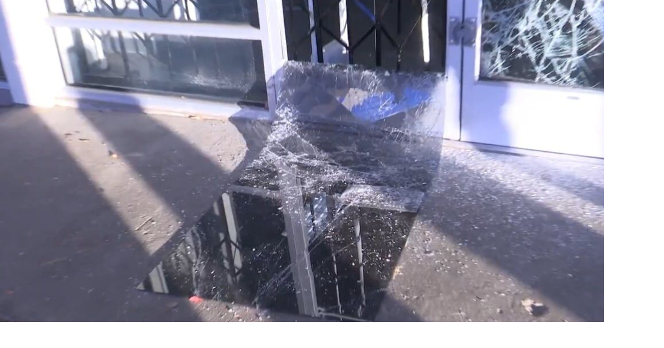 POLICE: Burglars hit City Gear for a second time in 2 weeks | News ...