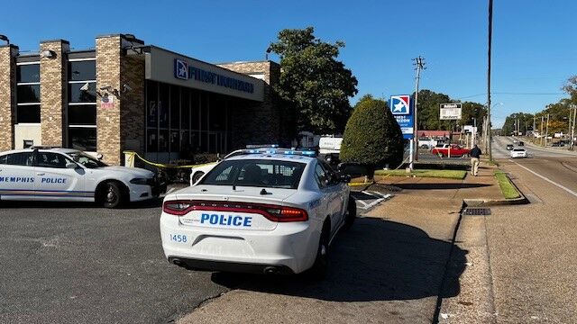 PHOTOS: Security guard shot during attempted bank robbery in Frayser ...