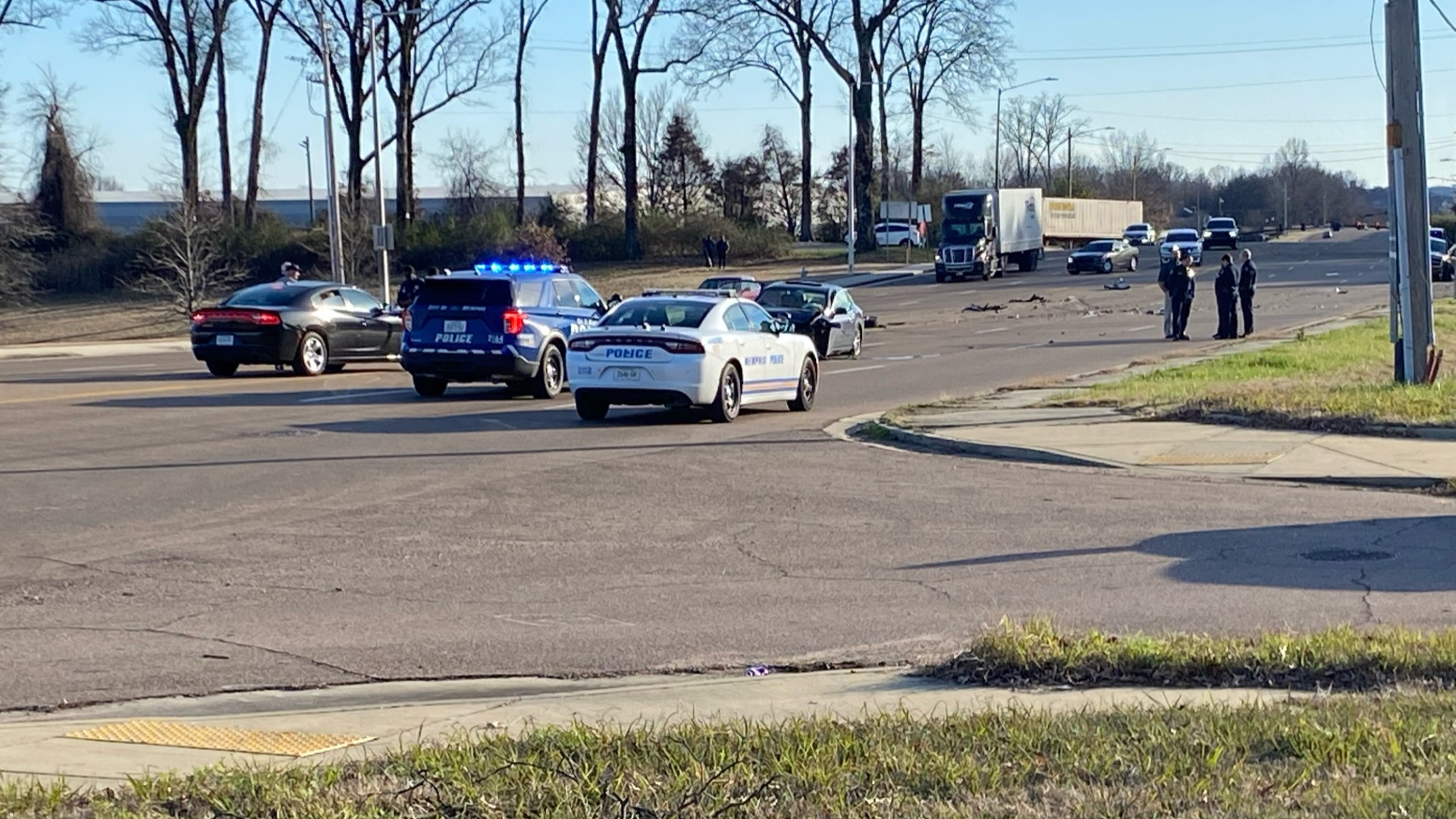 Man arrested in police chase ends with crash in Memphis | News ...