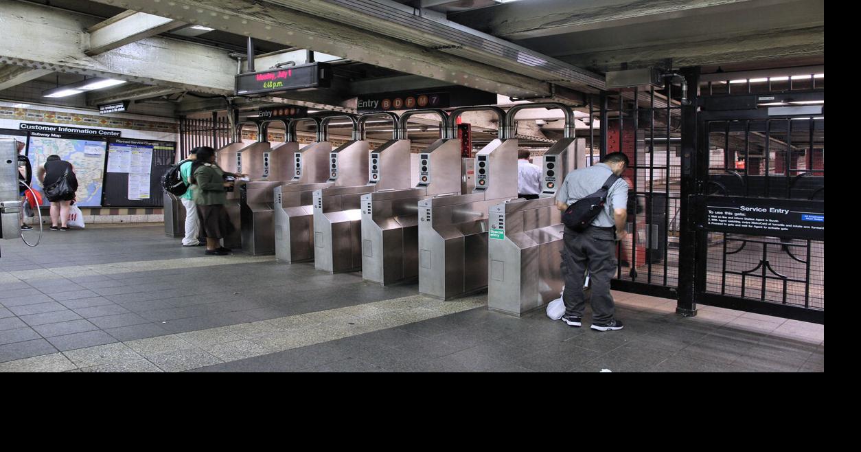 Man Breaks Neck Jumping Turnstile Full Video Police: Man dies after jumping NYC subway turnstile | Trending