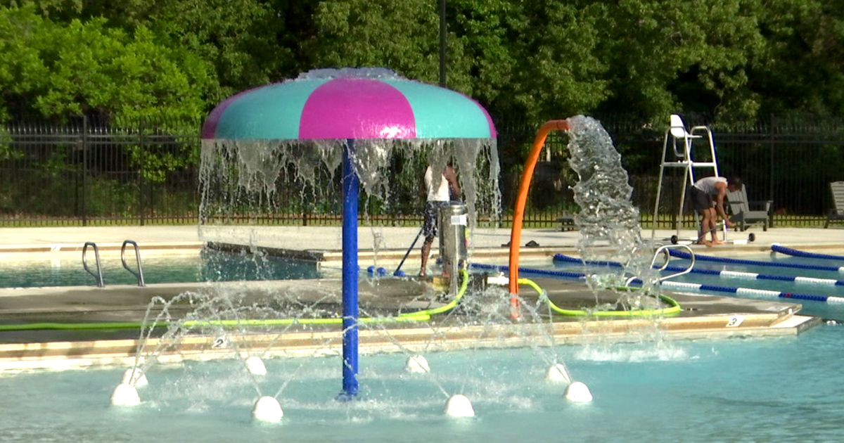 New aquatic center opens in Whitehaven