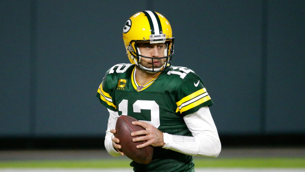 Packers QB Aaron Rodgers says he will guest-host on 'Jeopardy!'