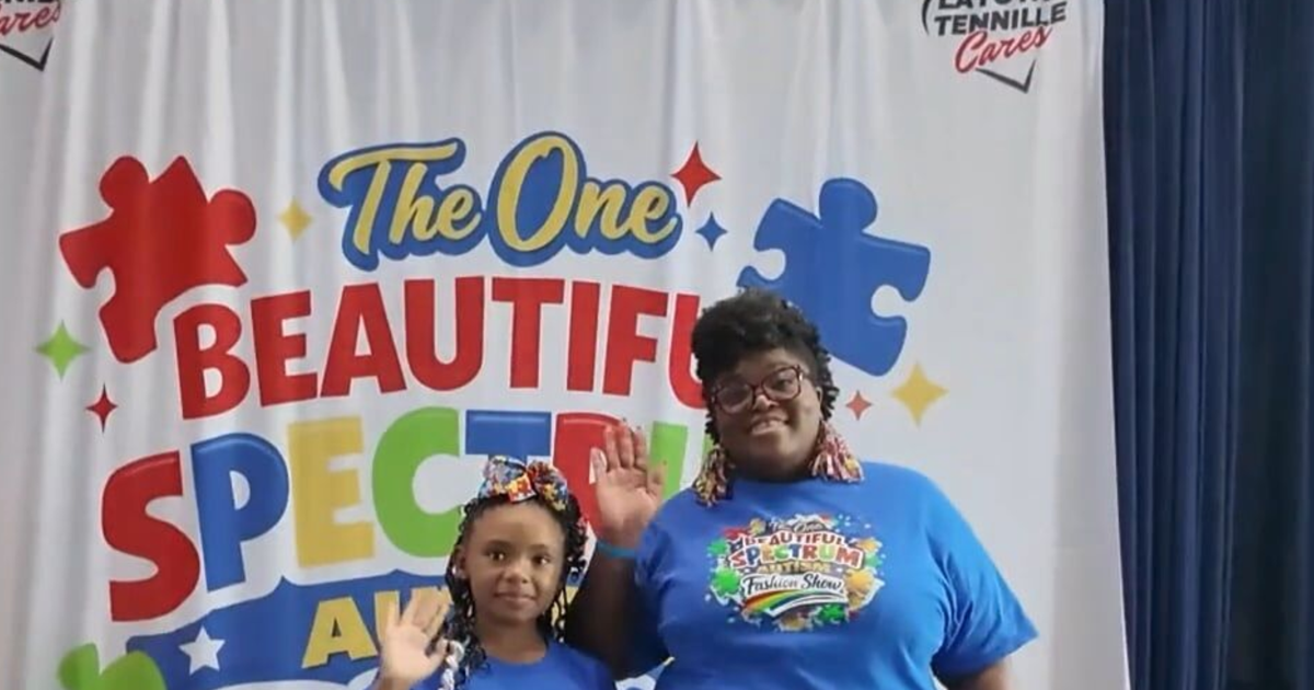 Memphis comedian hosts fashion show celebrating children living with autism