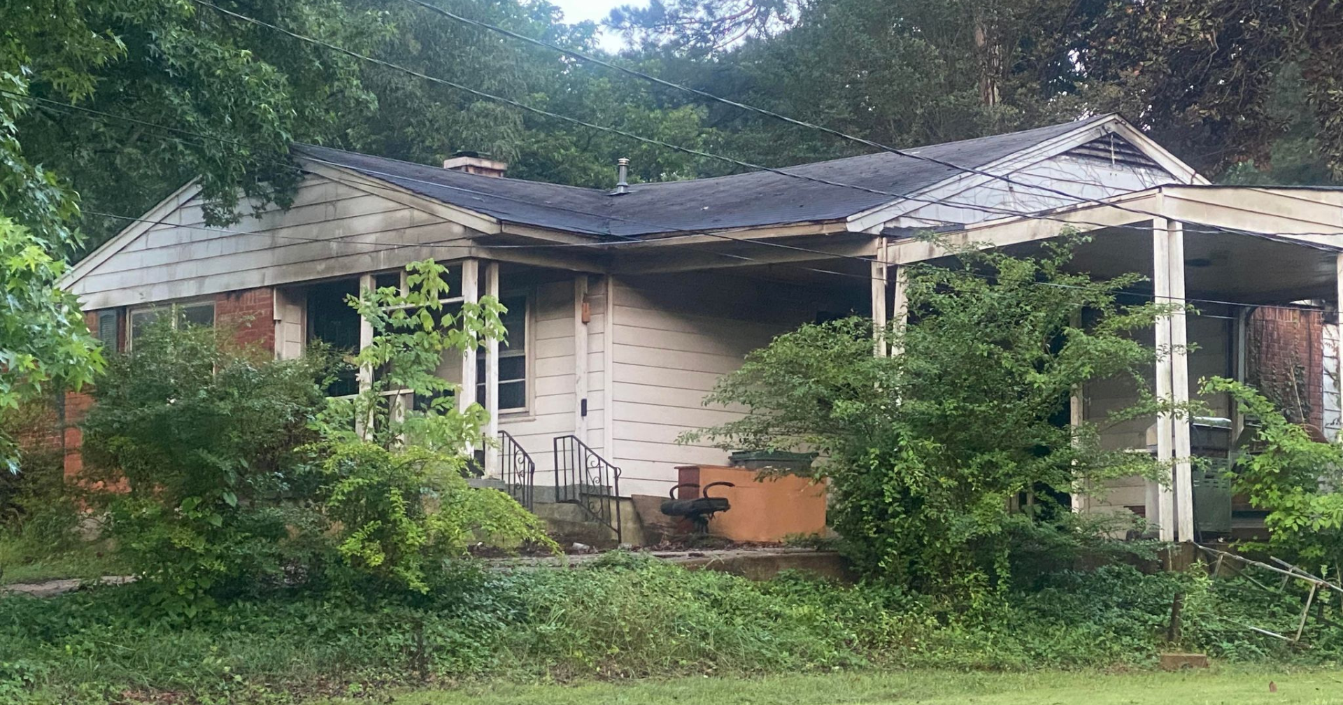 2 Shelby County homes struck by lightning, officials say | News - Vimarsana News