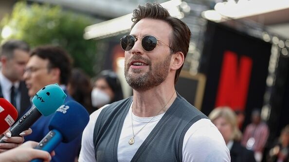 Chris Evans is 2022's Sexiest Man Alive - National