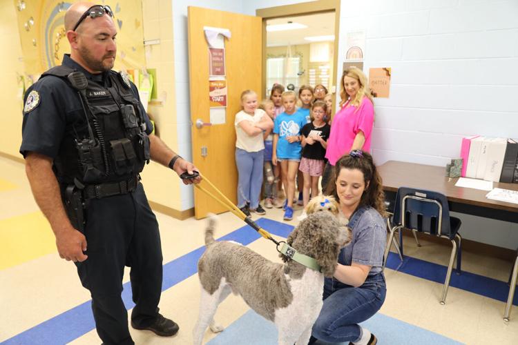 PHOTOS Jonesboro Police surprise elementary school kids with visit