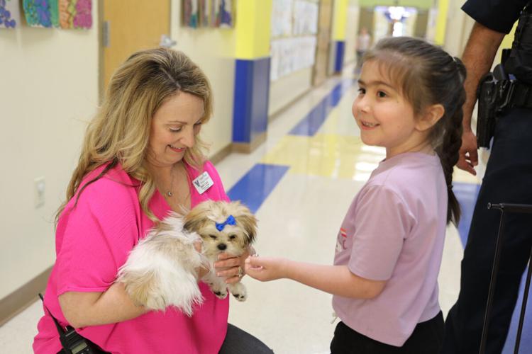 PHOTOS Jonesboro Police surprise elementary school kids with visit