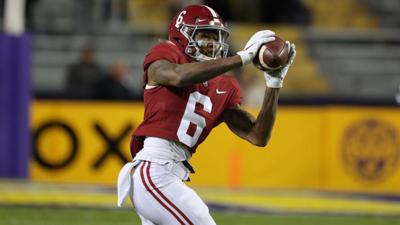 Alabama Wide Receiver DeVonta Smith Wins the Heisman Trophy - The