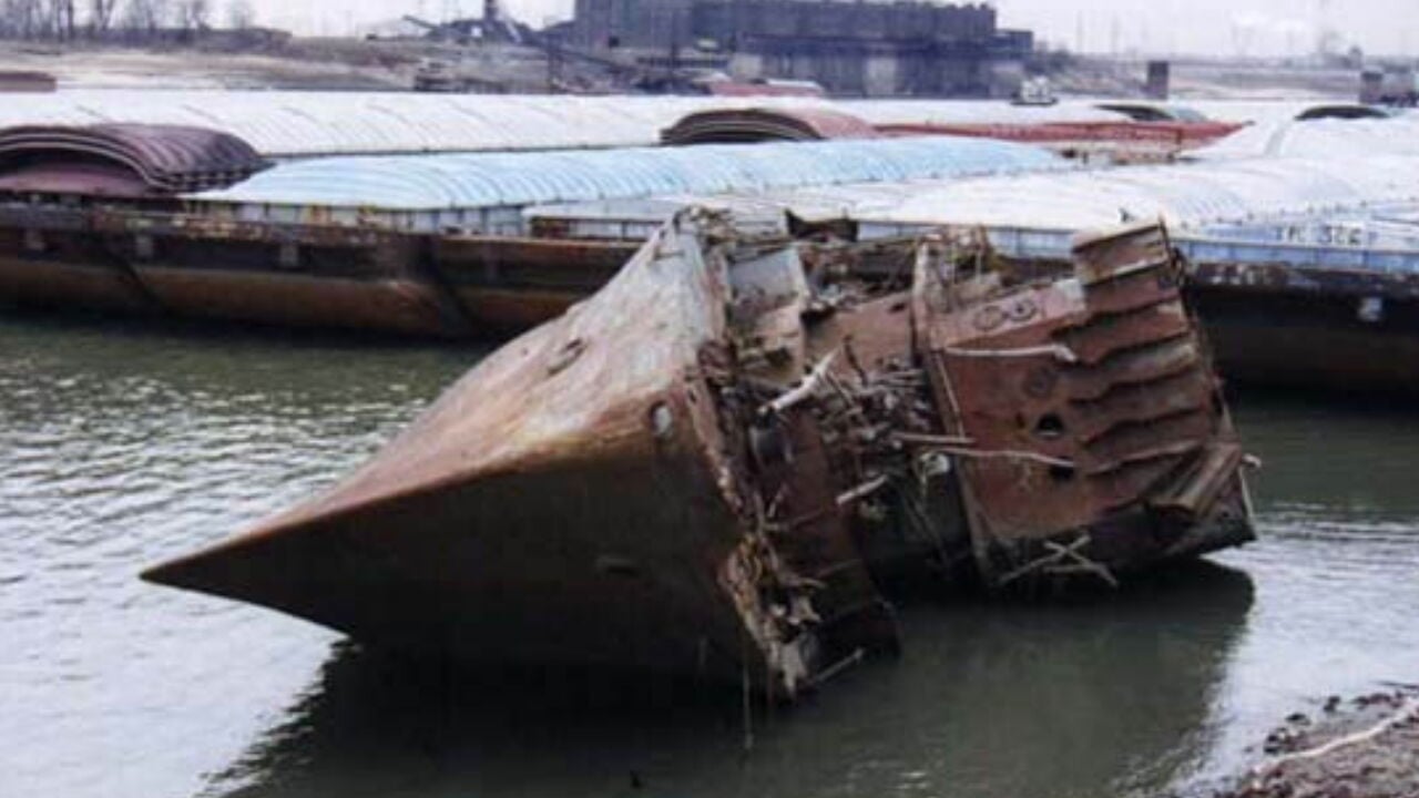Low levels in Mississippi River expose sunken World War II