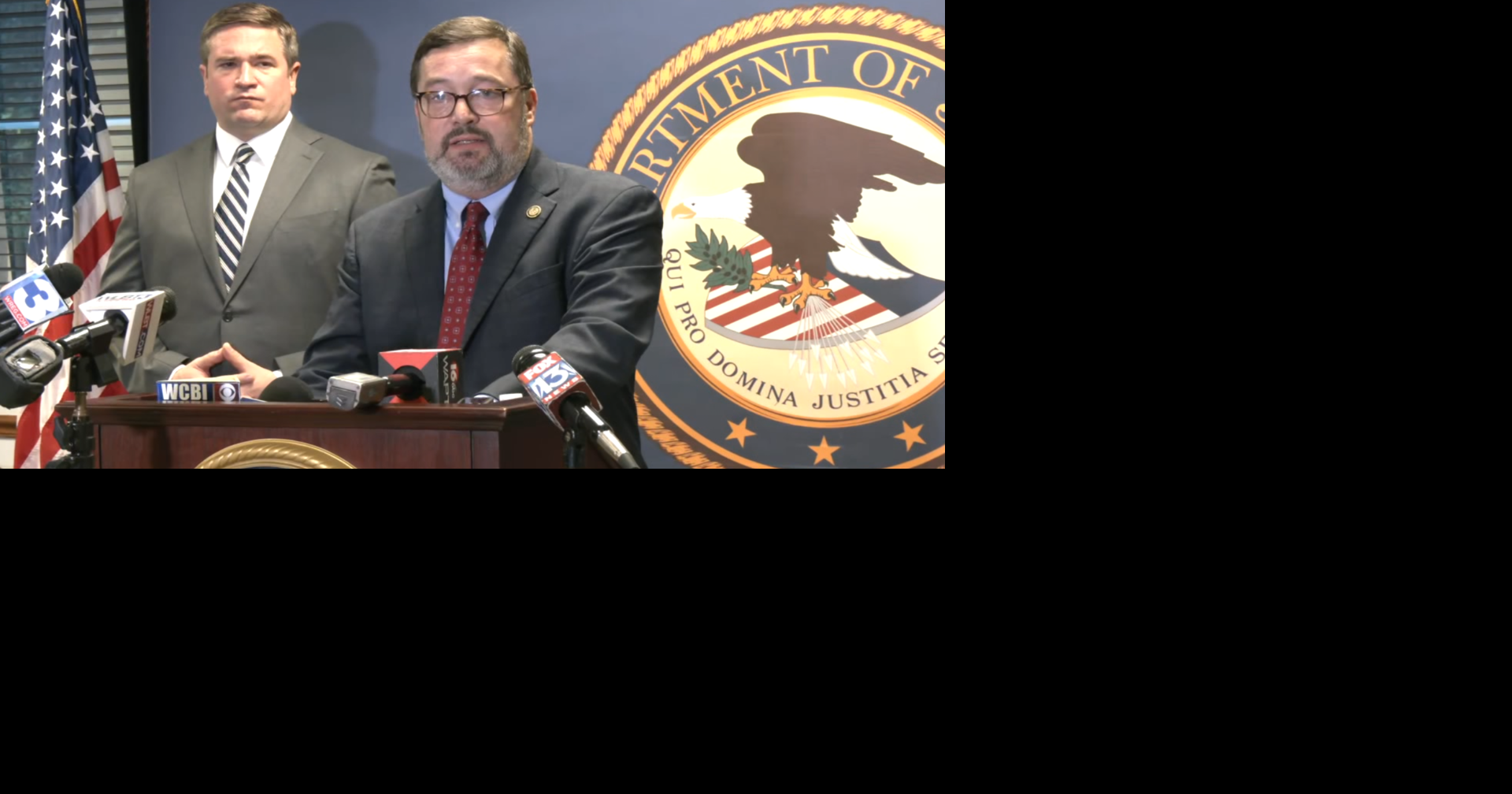 2 Mississippi sheriffs and 12 officers charged in drug trafficking ...