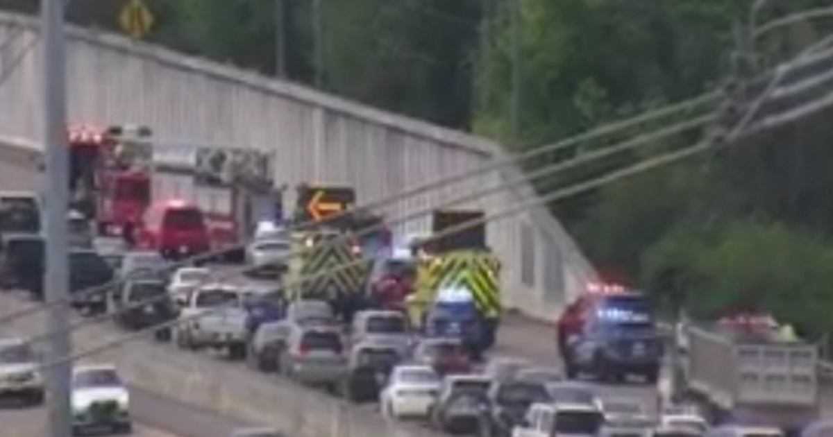 Two women injured in Highway 385 crash, witness reports reckless driver, police say | News | fox13memphis.com