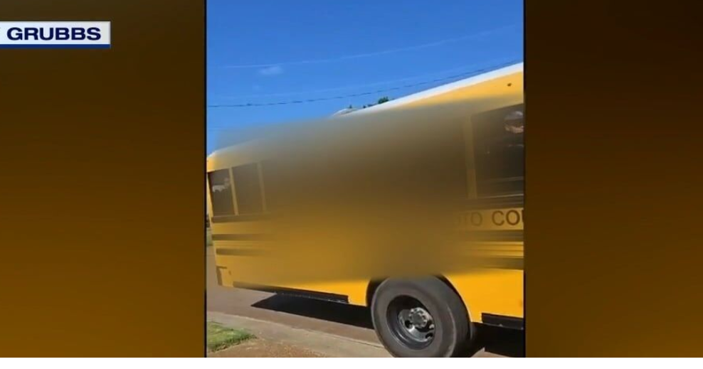 Video shows children screaming for their parents while locked inside