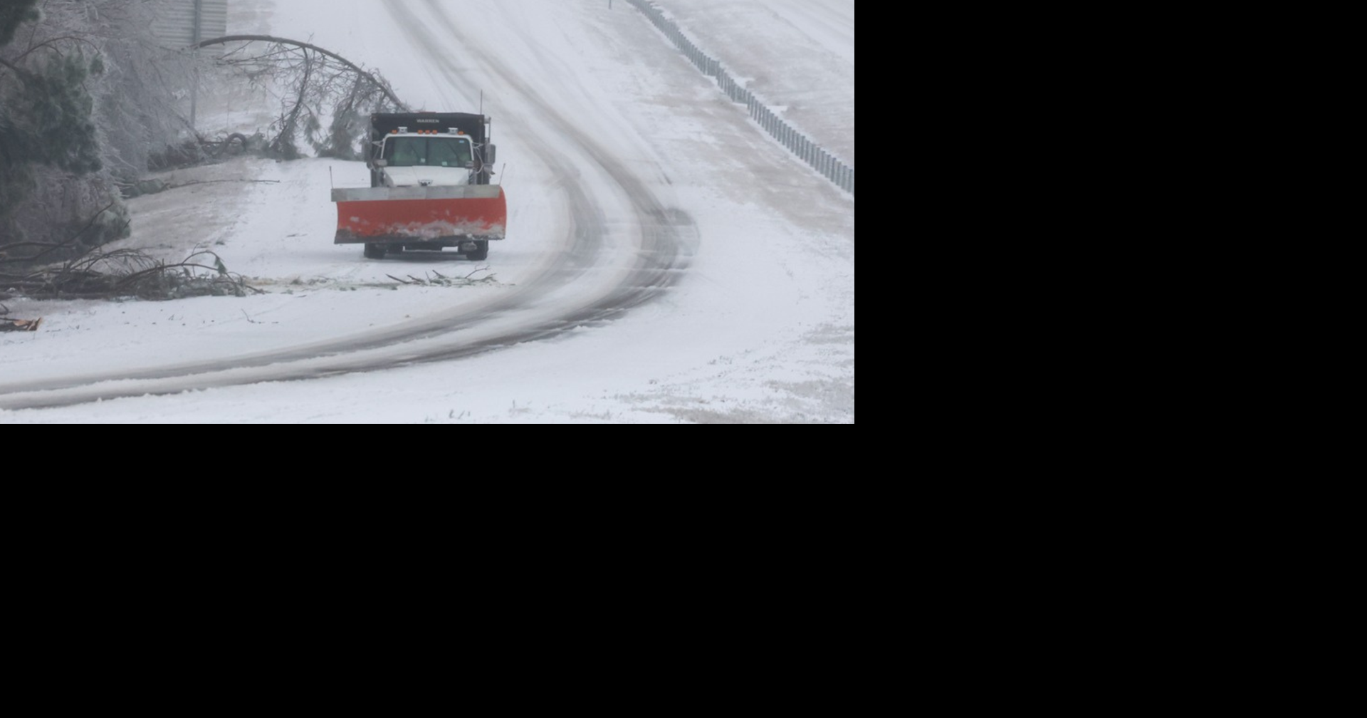 I-55 and I-22 closed due to crews removing ice from roads, MDOT says