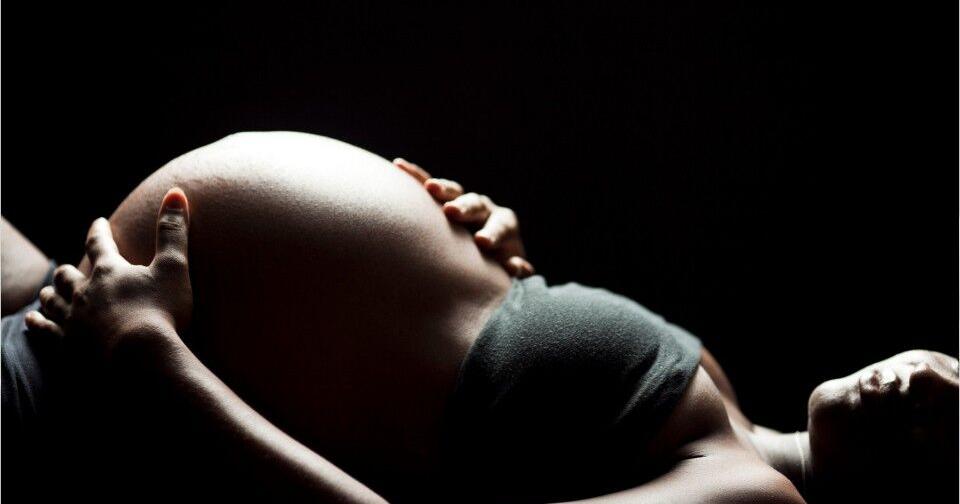 Pregnant woman loses unborn child in hit-and-run crash 30 minutes after ...