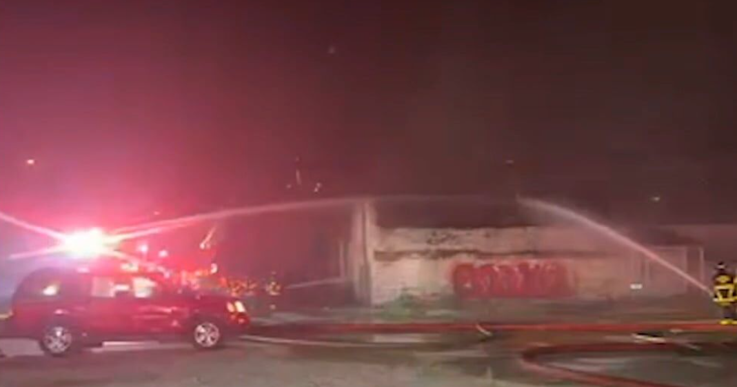 Commercial building catches fire on Summer Avenue in Memphis, MFD says ...