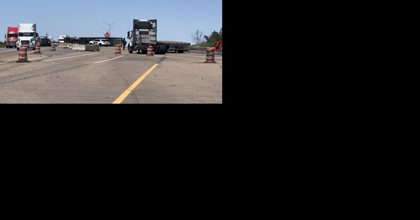 Crash shuts down stretch of Highway 78 in Olive Branch, officials say - Vimarsana News