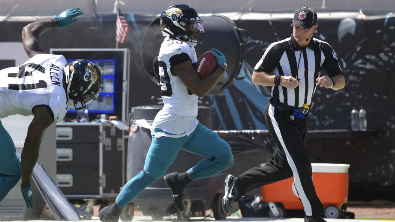 Jamal Agnew of the Jacksonville Jaguars runs with the ball during