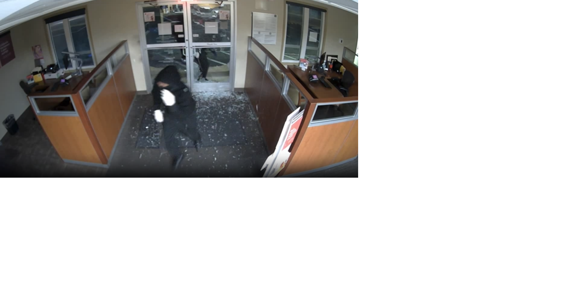 Memphis Police searching for men who broke into Midtown bank | News ...