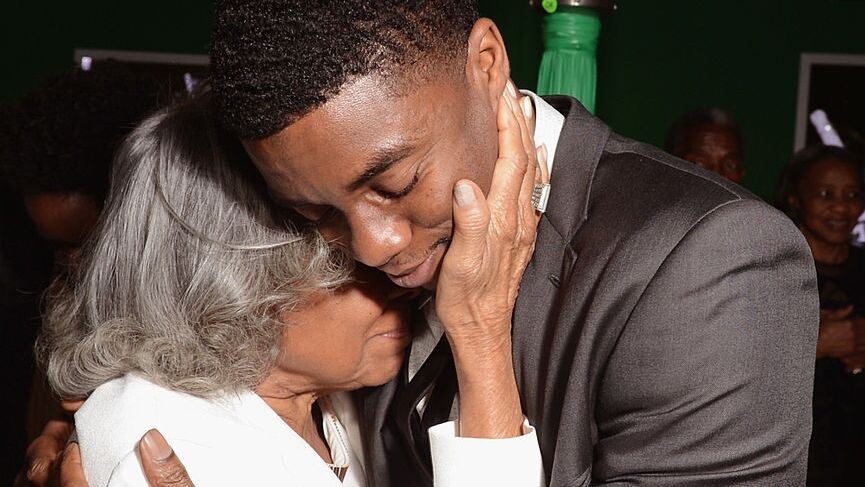 Chadwick Boseman Jackie Robinson Pic '42' To Play AMC Theatres