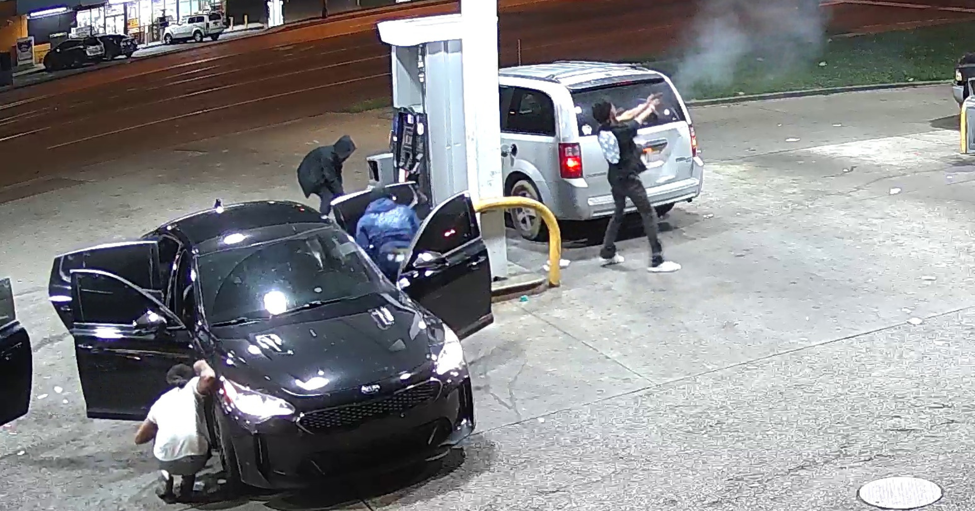 Men wanted in gas station shooting that left woman with hand injury, MPD says - Vimarsana News