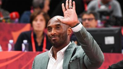 Fans All Over The World Are Sharing Kobe Bryant's Moving Oscar