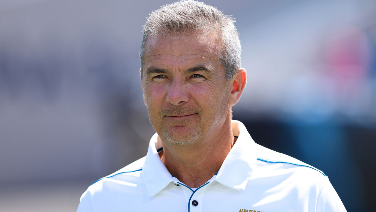 BREAKING: Urban Meyer OUT as Jaguars Head Coach