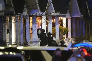 Arrested New Orleans jail worker says he helped inmates escape after stabbing threat