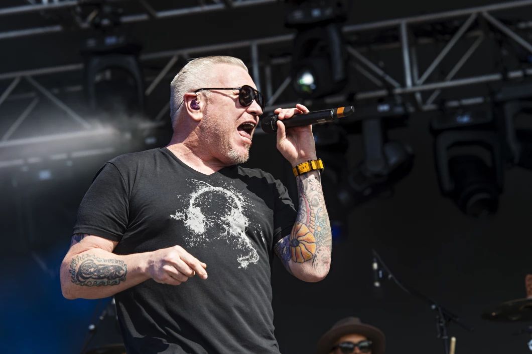 Smash Mouth's Steve Harwell Dies At Age 56